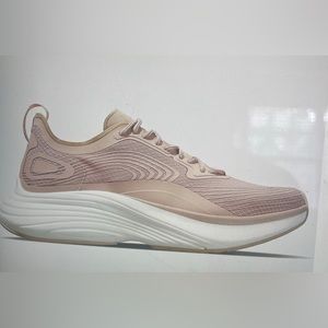 APL women streamline 8.5 like new